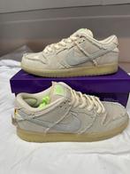 Nike Dunk SB Mummy maat 44, Kleding | Heren, Schoenen, Overige kleuren, Nike, Nieuw, Ophalen of Verzenden