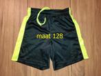 Sportbroekje / (voetbal)short / korte broek maat 128, Ophalen, Gebruikt, Jongen of Meisje, Sport- of Zwemkleding