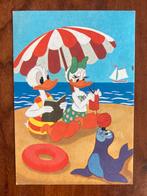 Donald Duck en Katrien op het strand, Verzamelen, Ophalen of Verzenden, 1960 tot 1980, Gelopen