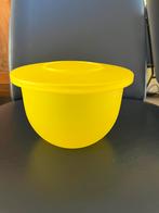 Tupperware trendy kom 1,3 liter geel, Ophalen of Verzenden, Gebruikt, Geel, Bak of Kom