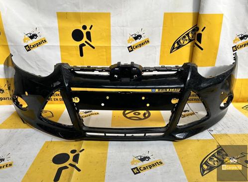 Bumper Ford Focus MK3 Facelift PDC KLS BM5117757A 2009-2014, Auto-onderdelen, Carrosserie en Plaatwerk, Bumper, Ford, Voor, Gebruikt