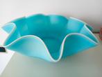 Art deco Aqua blauwe melkglazen grote schaal zakdoekschaal, Ophalen of Verzenden