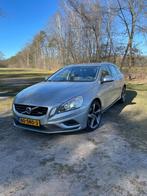 Volvo V60 1.6 T3 R-Design Start/stop 150pk 2011, Auto's, Voorwielaandrijving, 74 €/maand, Zwart, 4 cilinders