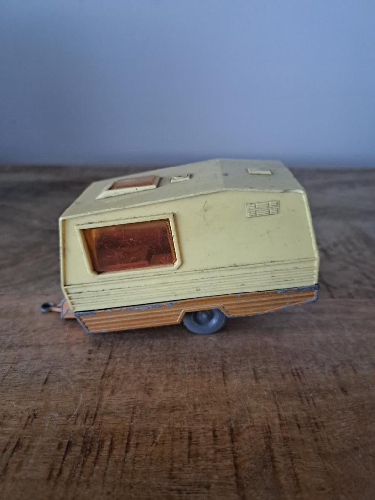 Majorette caravan 1:36 pt277, Ophalen of Verzenden