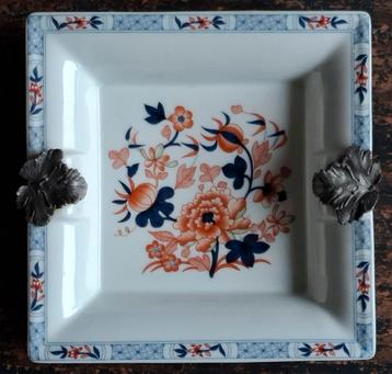 Sigaren asbak. CHANILL. Limoges. France. Porselein.  18 cm. beschikbaar voor biedingen