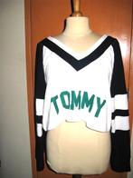 Zwart-wit damestrui Tommy Hilfiger kort met capuchon maat L., Wit, Maat 42/44 (L), Ophalen of Verzenden, Gedragen