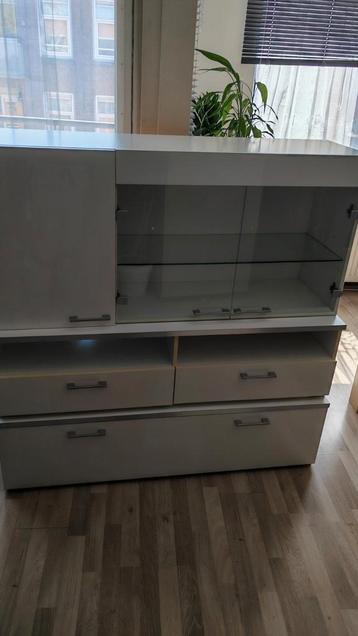 Witte tv/wandmeubel te koop!!