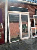2 hardhouten kozijnen met uitzetraam, Doe-het-zelf en Verbouw, Kozijnen en Schuifpuien, Ophalen, Zo goed als nieuw, Hout, Raamkozijn