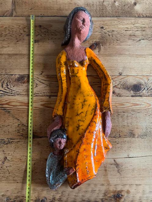 Amphora Perignem. Elisabeth Vandeweghe wandsculptuur., Antiek en Kunst, Antiek | Keramiek en Aardewerk, Verzenden