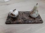 Marmer appel en peer decoratie op marmeren plaat, Tuin en Terras, Tuinbeelden, Ophalen, Zo goed als nieuw, Steen, Overige typen