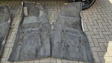 Tapijt vloerbedekking bruin BMW 3 serie E30 sedan TAPIJTE30- beschikbaar voor biedingen