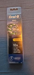Oral-B Pro Cross Action Opzetborstels - 4 stuks, Sieraden, Tassen en Uiterlijk, Uiterlijk | Mondverzorging, Ophalen of Verzenden