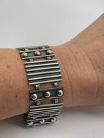 A778 Prachtige zilveren brutalist armband, Sieraden, Tassen en Uiterlijk, Antieke sieraden, Ophalen of Verzenden, Zilver, Armband