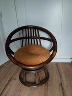 Mooie rotan stoel, Huis en Inrichting, Stoelen, Ophalen, Gebruikt, Bruin, Vintage