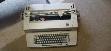 IBM typemachine  beschikbaar voor biedingen