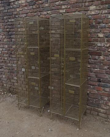2 mooie draadlockers locker kast lockerkast draadlocker beschikbaar voor biedingen