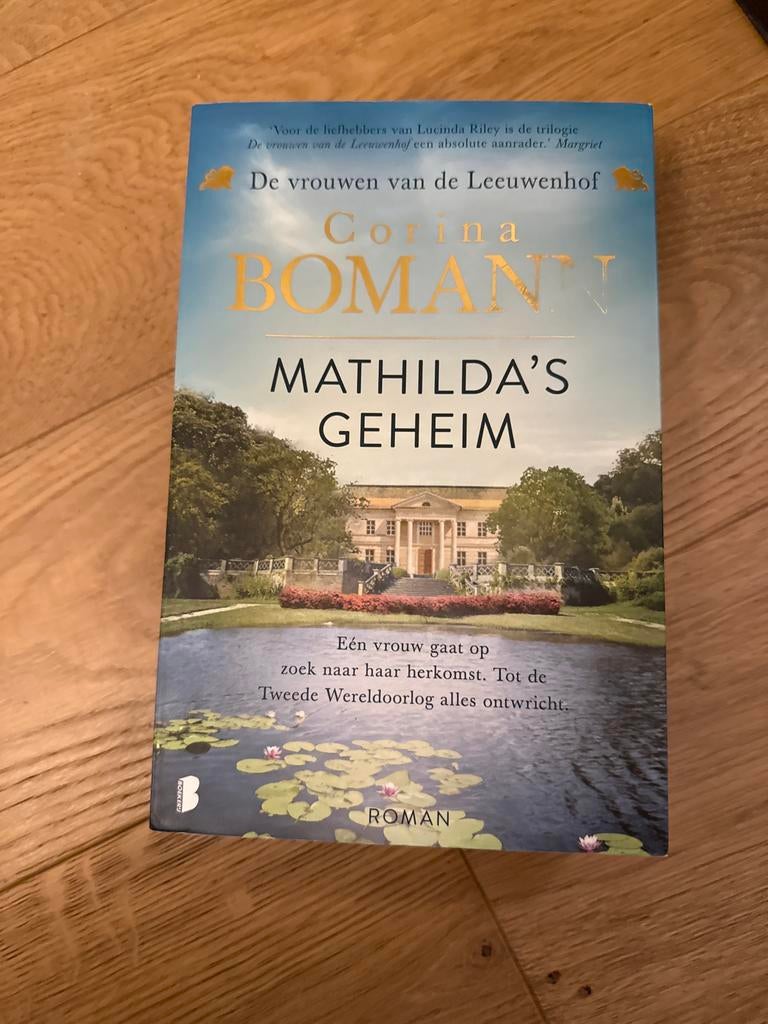 Mathilda's Geheim - Corina Bomann, Ophalen of Verzenden, Zo goed als nieuw, Nederland