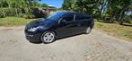 Peugeot 308 1.6 E-hdi 88 KW SW 2015 Zwart, Auto's, Peugeot, Voorwielaandrijving, 4 cilinders, Parkeersensor, Zwart