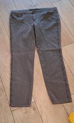 NIEUWE JESSICA DAMES MERK JEANS
MAAT 46
KLEUR GROEN

NOOIT G, Nieuw, Ophalen of Verzenden, Broek of Spijkerbroek, Groen