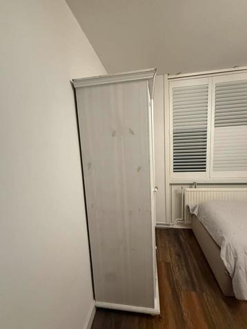 Kinder kleding kast  beschikbaar voor biedingen