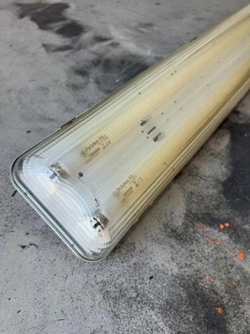 TL-armatuur 155 cm – compleet met TL-buizen  beschikbaar voor biedingen