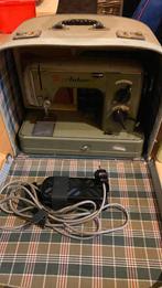 Vintage Anker Naaimachine in Koffer, Hobby en Vrije tijd, Naaimachines en Toebehoren, Ophalen of Verzenden, Gebruikt, Naaimachine