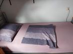 1 persoons bed, extra lang. 0.90x2.10, Ophalen, Zo goed als nieuw, Eenpersoons, 90 cm