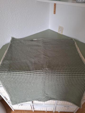 Koeka deken beschikbaar voor biedingen
