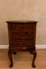 Antiek houten commode met lades, Gebruikt, Met lade(s), Overige houtsoorten, Antiek