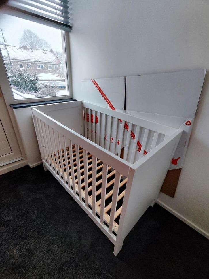 Wit ledikant, Kinderen en Baby's, Kinderkamer | Complete kinderkamers, Jongetje of Meisje, Ophalen of Verzenden