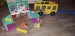 Speelhuis en bus. In Lunteren ophalen, Kinderen en Baby's, Speelgoed | Fisher-Price, Ophalen of Verzenden, Zo goed als nieuw