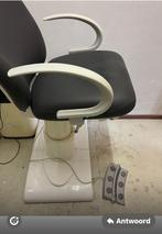 Elektrische verstelbare behandelstoel zonder beensteun, Ophalen of Verzenden, Zo goed als nieuw, Hand- en Voetverzorging