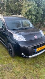 Fiat Qubo 1.4 2011 Zwart 6-2011 5450 euro, Auto's, Voorwielaandrijving, Zwart, 400 kg, Zwart