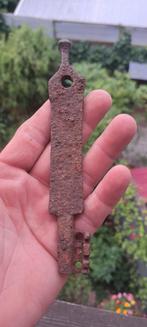 Romeins ijzeren sleutel ,bodemvondst, Ophalen of Verzenden