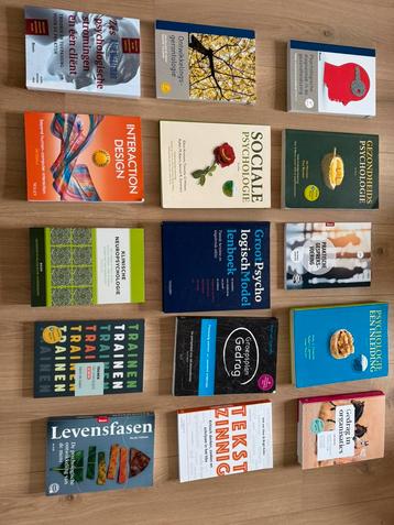 Boeken pakket toegepaste psychologie beschikbaar voor biedingen