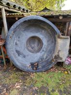 Ronde vijver met waterval, Tuin en Terras, Ophalen, Gebruikt