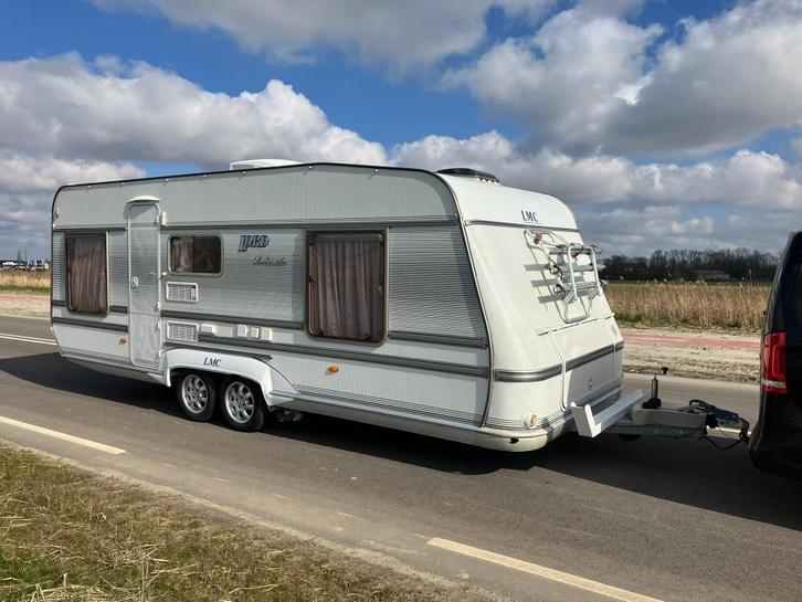 Caravan LMC tandemasser te huur huren met voortent., Caravans en Kamperen, Verhuur