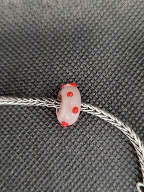 Trollbeads Trollbead polkadot retired, Sieraden, Tassen en Uiterlijk, Bedels, Zo goed als nieuw, Trollbeads, Glas of Kristal, 1 bedel