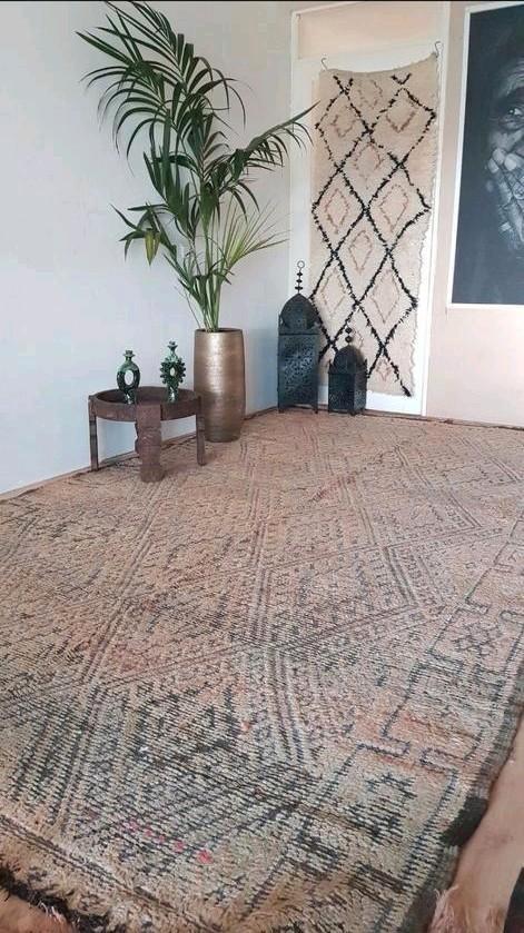 Marokkaans vintage Beni Mguild vloerkleed Super mooi!Naturel, Huis en Inrichting, Stoffering | Tapijten en Kleden, Zo goed als nieuw