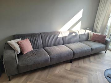 Lange bank 350 cm beschikbaar voor biedingen