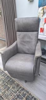 Relaxfauteuil - Grijs Geschuurd Leder - Elektrisch, Huis en Inrichting, Fauteuils, Ophalen, Metaal, Gebruikt, 75 tot 100 cm