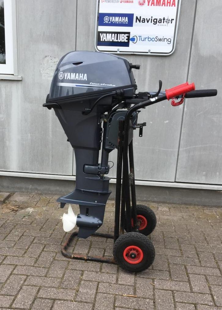 yamaha 15 pk  demo transport schade over jarig, Watersport en Boten, Buiten- en Binnenboordmotoren, Benzine, Buitenboordmotor
