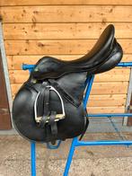Prestige springzadel 17 inch zwart, Dieren en Toebehoren, Paarden en Pony's | Zadels, Ophalen of Verzenden, Gebruikt, Springen