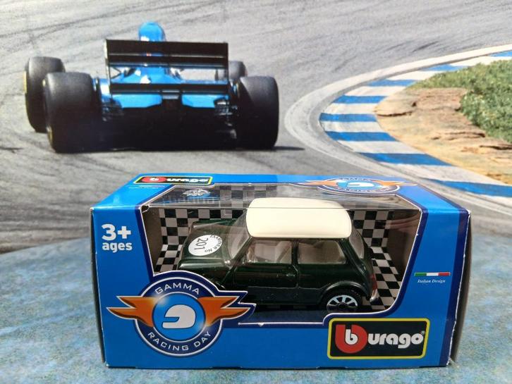 bburago 1/43 mini cooper # 201, Hobby en Vrije tijd, Modelauto's | 1:43, Zo goed als nieuw, Auto, Overige merken, Ophalen of Verzenden
