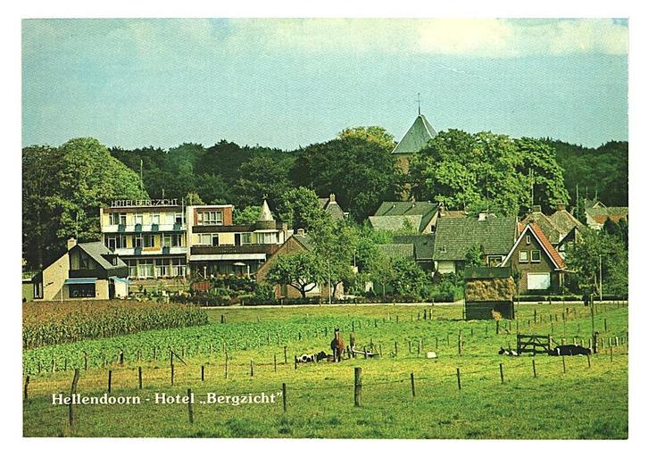 34131 Hellendoorn Ov 1979 Hotel Bergzicht Gelopen met post, Verzamelen, Ansichtkaarten | Nederland, Gelopen, Overijssel, 1960 tot 1980