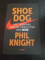 Shoe dog - Phil Knight, Boeken, Ophalen, Zo goed als nieuw