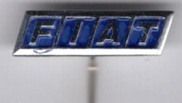 Fiat blauw op zilverkleurig auto speldje ( B_026 ) beschikbaar voor biedingen