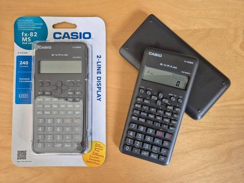 2x Casio FX-82MS-2 Wetenschappelijke rekenmachine, Diversen, Rekenmachines, Zo goed als nieuw, Grafische rekenmachine, Ophalen of Verzenden