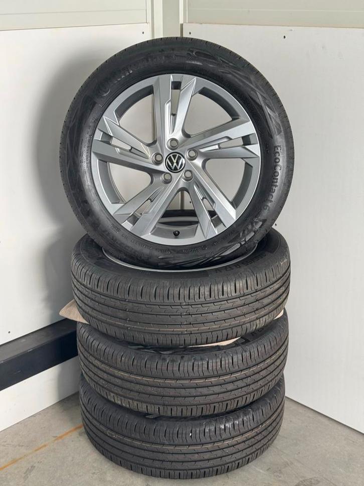 Originele VW 17 inch R-Line Valencia velgen Taigo/Tcross, Auto-onderdelen, Banden en Velgen, Velg(en), Zomerbanden, 18 inch, 255 mm
