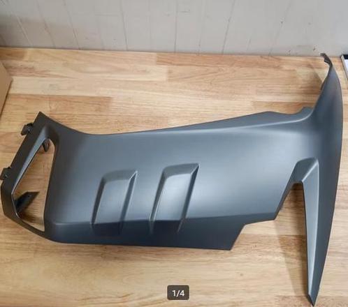 Originele BMW zijdeel bekleding links voor een  BMW C 600 sp, Motoren, Onderdelen | BMW, Nieuw, Ophalen of Verzenden